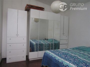 Se vende Casa 10D/5B 11/2 Cuadra del Metro Rodrigo de Araya