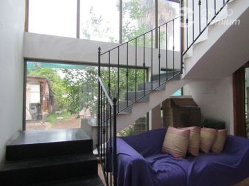 Se vende Casa 10D/5B 11/2 Cuadra del Metro Rodrigo de Araya