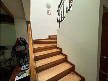 Casa en venta en Envigado transversal intermedia, mall la Sebastiana