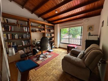 Casa en venta en Envigado transversal intermedia, mall la Sebastiana