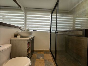 Casa en venta en Envigado transversal intermedia, mall la Sebastiana