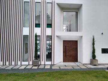 finca en venta en lago calima. Cod V15022