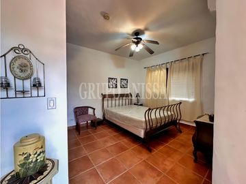 Se Vende Impresionante Casa con Vistas y Piscina en Sorá