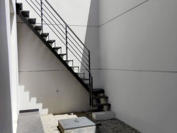 rumah baru 2 lantai minimalis modern mekar wangi Bandung