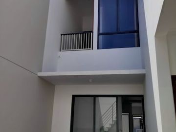 rumah baru 2 lantai minimalis modern mekar wangi Bandung