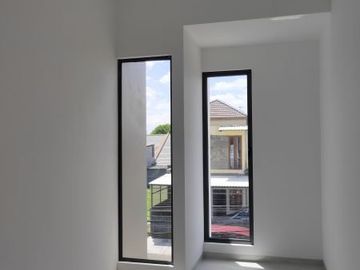 rumah baru 2 lantai minimalis modern mekar wangi Bandung