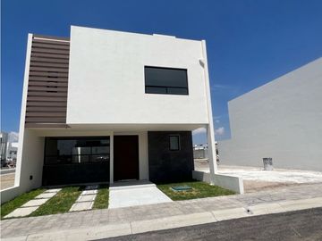 Venta de casa  hermosa nueva Fracc. Explanada sur, Pachuca