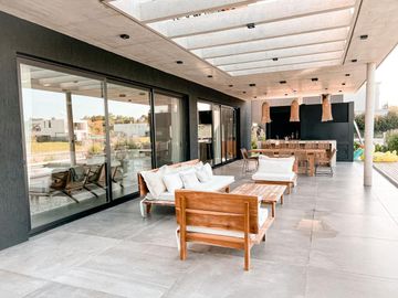 Casa en venta en El Yacht, Nordelta
