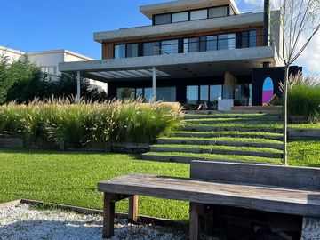 Casa en venta en El Yacht, Nordelta
