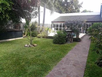 CHALET DE 4 AMBIENTES EN VENTA - MORON SUR