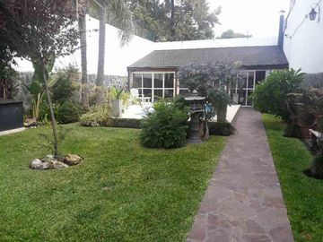 CHALET DE 4 AMBIENTES EN VENTA - MORON SUR
