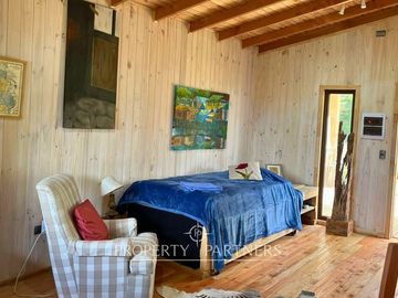 Buena Oportunidad, casa con orilla de camino internacional