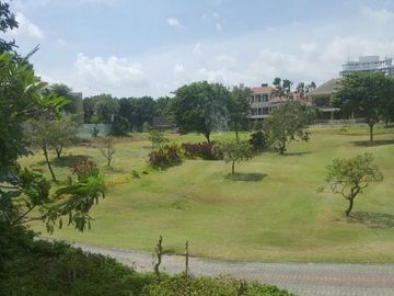 DIJUAL Rumah Long Golf View di Graha Famili