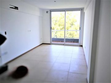 Departamento dos ambientes con cochera de categoria a estrenar - B. Mitre 400 R. Mejia