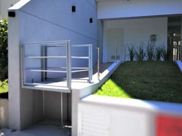 Departamento dos ambientes con cochera de categoria a estrenar - B. Mitre 400 R. Mejia