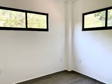 Renta Casa Nueva con jardín en Condominio en Acapatzingo, Cuernavaca, Morelos