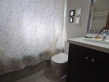 Casa en venta de 4 dorm. en Puerto Varas