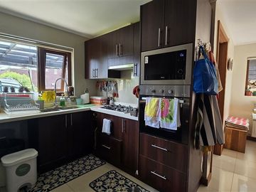 Casa en venta de 4 dorm. en Puerto Varas
