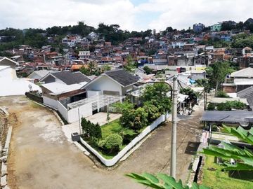JUAL RUMAH HOOK UDARA SEJUK DI JATIHANDAP CICAHEUM BANDUNG
