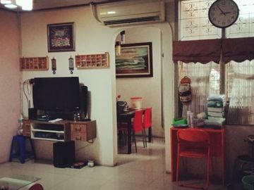 Rumah di bekasi selatan bekasi lokasi strategis bebas banjir Semi Furnished Kuldesak