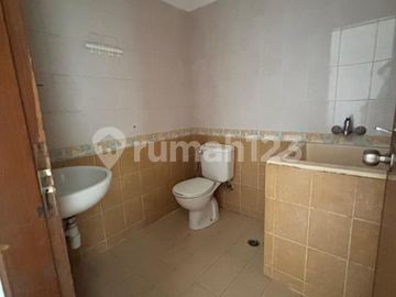 Dijual Rumah di Melati Mas Residence Hadap Selatan