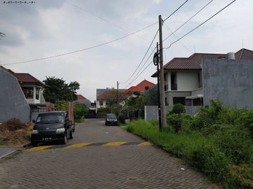 Kavling Babatan Pratama Wiyung, Row 3 Mobil