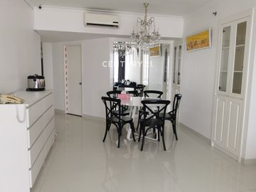 Dijual Apartemen Taman Anggrek Condominium Siap Huni