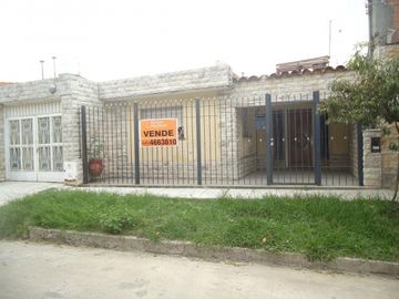 Residencial olivos, Linda zona propiedad importante, Proxima a ser APPTO BANCOR .- NUEVO PRECIO.-