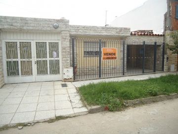 Residencial olivos, Linda zona propiedad importante, Proxima a ser APPTO BANCOR .- NUEVO PRECIO.-