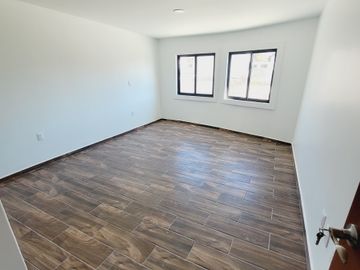 Casa en Pachuca con alberca atras de la UAEH