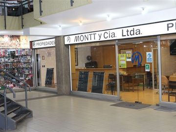 Venta 2 locales comerciales, calle Arlegui, centro, Viña