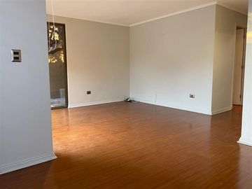 Casa venta 4 dormitorios 3 baños El Solar Arqviva, Peñalolén