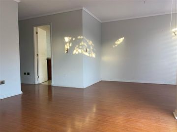 Casa venta 4 dormitorios 3 baños El Solar Arqviva, Peñalolén
