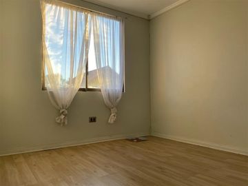 Casa venta 4 dormitorios 3 baños El Solar Arqviva, Peñalolén