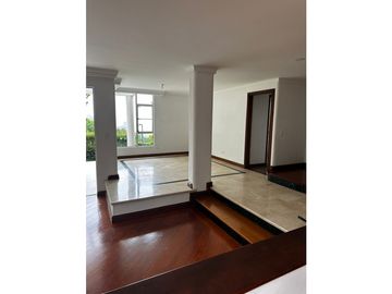 CASA EN VENTA ALTOS DEL POBLADO