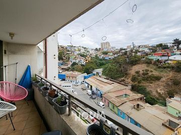 PHILIPPI (PISO 10)