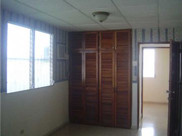 VENDO CASA EN LA CHORRERA COOPEVE 3R