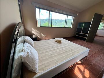 VENTA CASA CON VISTA AL MAR Y A LA MONTAÑA  ALTOS DEL MARIA