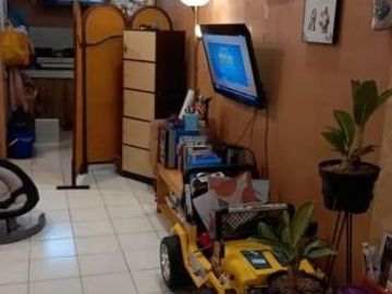 Rumah bumi adipura gedebage dekat summarecon , ciwastra bandung