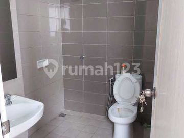 Ruko Rose Garden 3Lantai 5,5X15 Siap Huni Grand Galaxy Bekasi