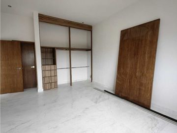 CASA EN VENTA EN CUMBRES 4o SECTOR, LLAVE EN MANO MONTERREY