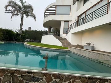 Se Vende Hermosa y Amplia Casa de Lujo, Jardín del Mar