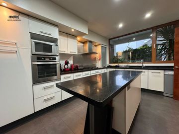 Se Vende Hermosa y Amplia Casa de Lujo, Jardín del Mar