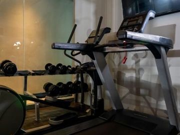 FOR SALE 1 BEDROOM CONDO UNIT IN MAKATI near RUSTANS AND GLORIETTA