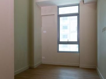 FOR SALE 1 BEDROOM CONDO UNIT IN MAKATI near RUSTANS AND GLORIETTA