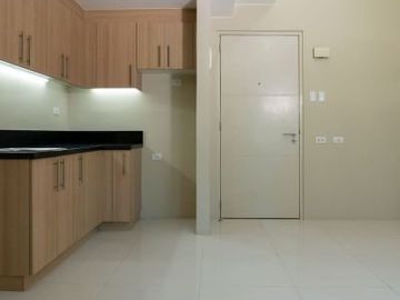 FOR SALE 1 BEDROOM CONDO UNIT IN MAKATI near RUSTANS AND GLORIETTA