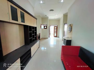 Rumah dlm perumahan cupuwatu Timur bandara Adisucipto