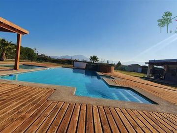 Casa en venta de 5 dorm. en Talagante