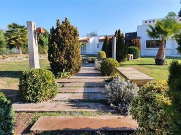 Casa en venta de 5 dorm. en Talagante