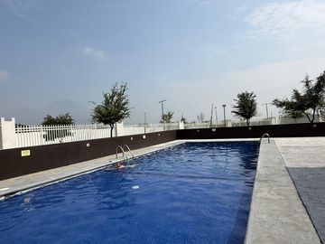 VIVE EN PRIVADA CON ALBERCA